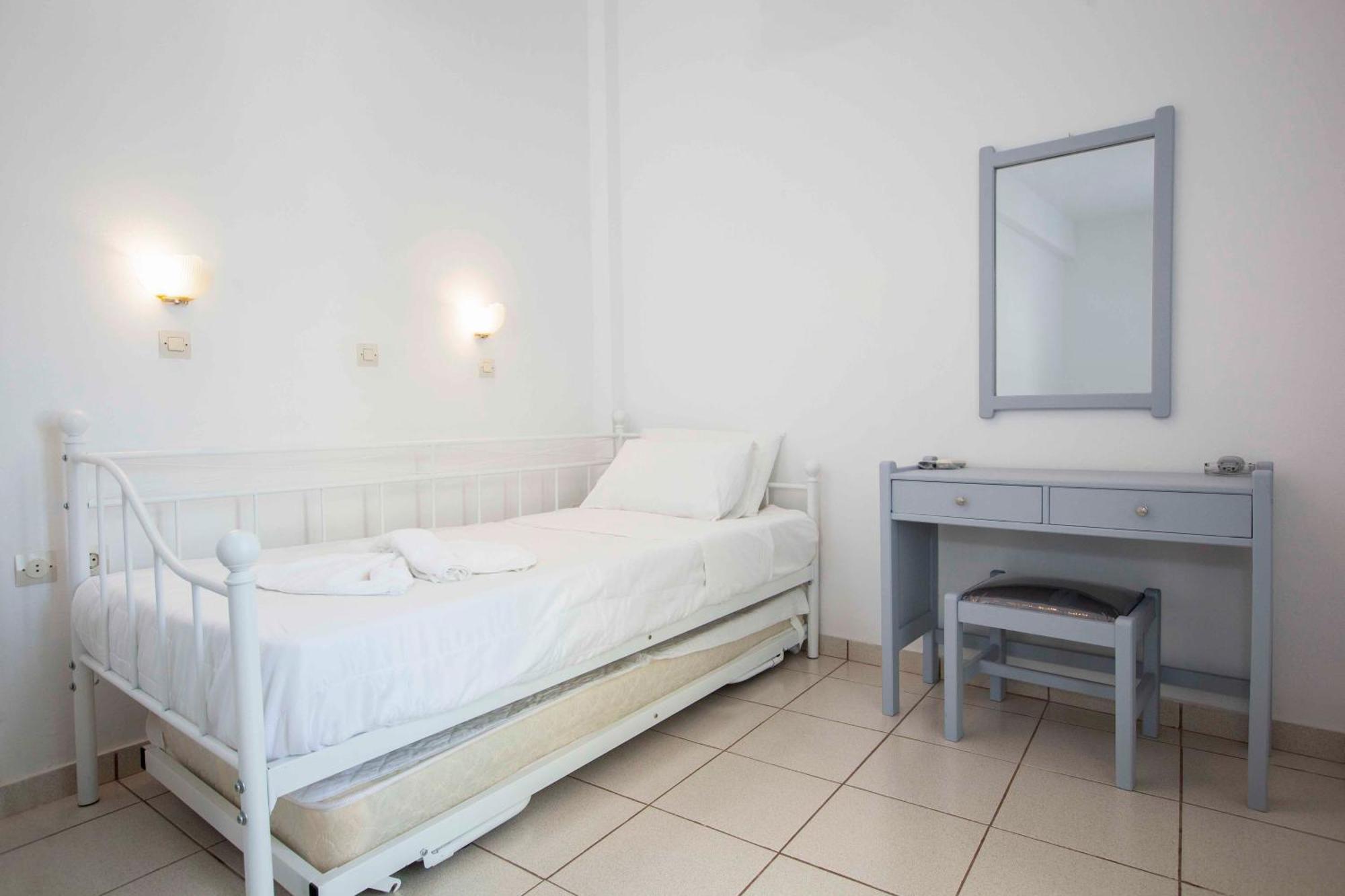Kontogoni Rooms Elafonissos Exterior photo